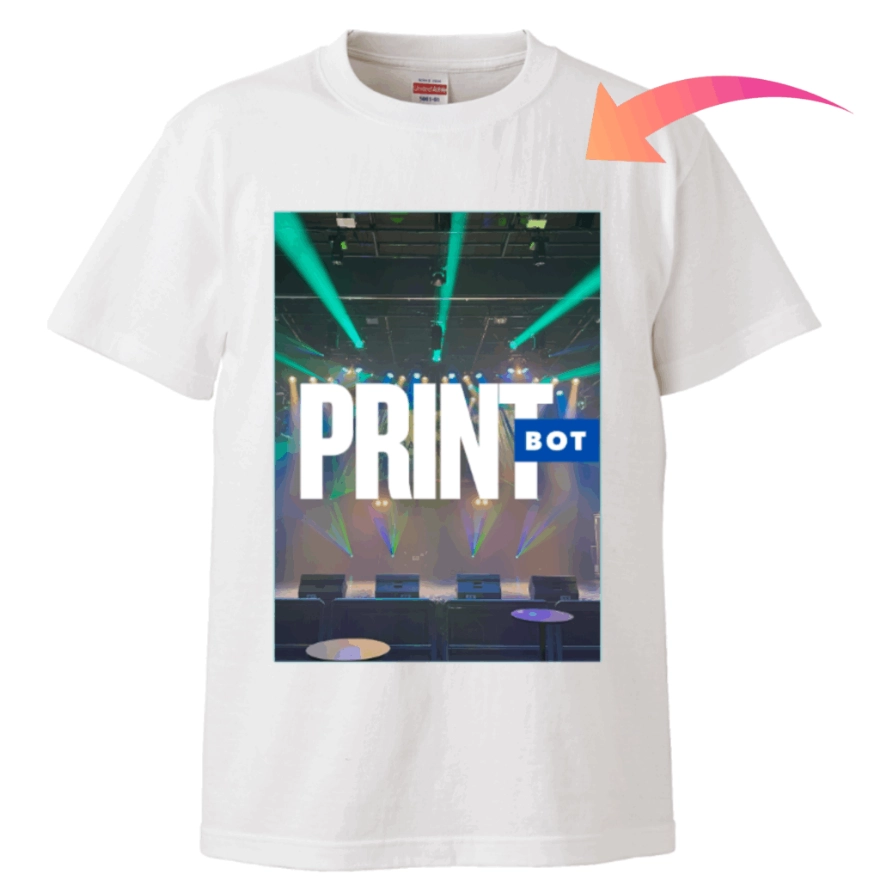 超定番のヘビーウェイトTシャツにフルカラー大判プリントで